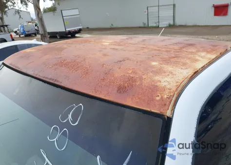 1990 Chevrolet Gmt-400 C2500 z USA, uszkodzony, nr VIN 1GCGC24K9LE121839